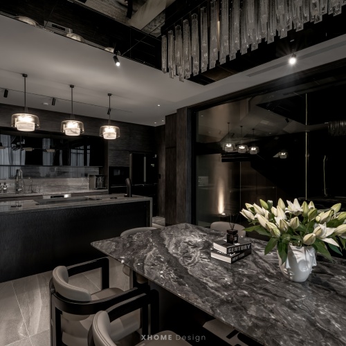 SUMI & TOMMY HOUSE