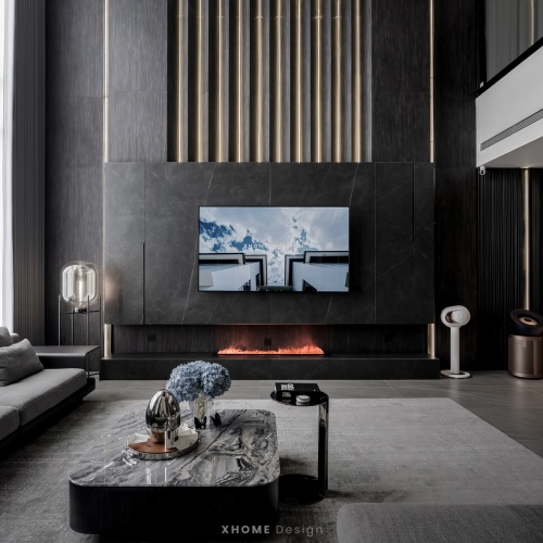 SUMI & TOMMY HOUSE